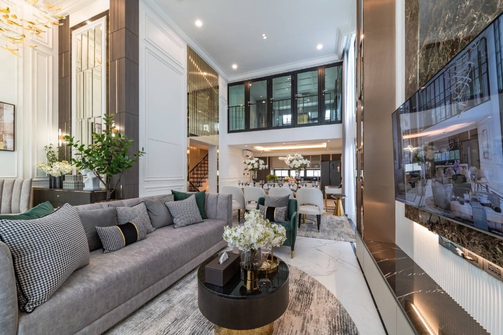 For SaleSapankwai,Jatujak : 4.5-storey luxury townhome One Atelier Phaholyothin 34 with elevator and swimming pool One Atelier Phaholyothin 34