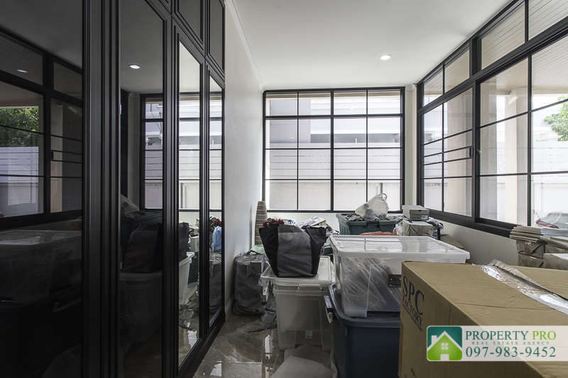 For SaleHouseRama5, Ratchapruek, Bangkruai : House for Sale Tara Ratchaphruek Pinklao, 3 bedroom 84 sq wah 290 sqm Built In Furnished Near Kanchanaphisek, Wongwaen 9, Bang Kruai, Plai Bang, Taling Chan : EL25S-008