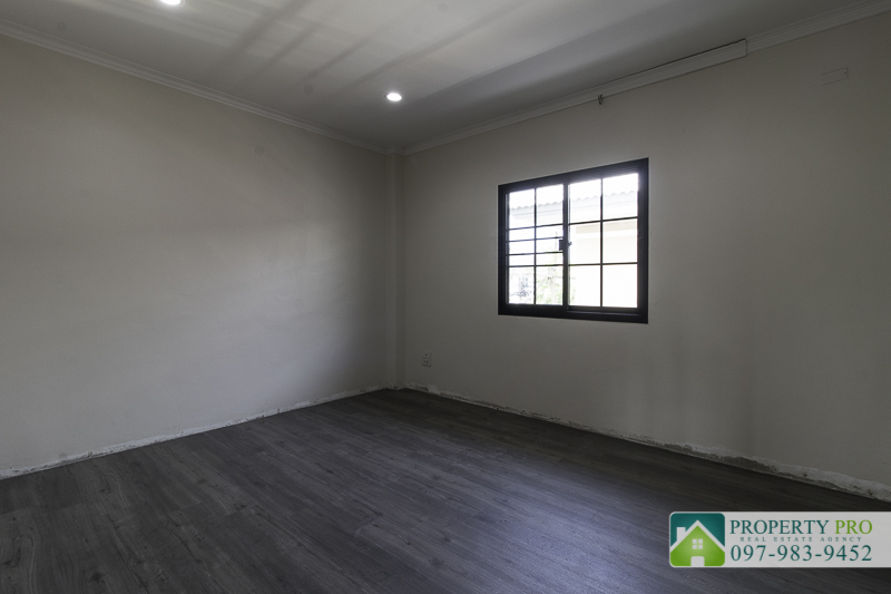 For SaleHouseRama5, Ratchapruek, Bangkruai : House for Sale Tara Ratchaphruek Pinklao, 3 bedroom 84 sq wah 290 sqm Built In Furnished Near Kanchanaphisek, Wongwaen 9, Bang Kruai, Plai Bang, Taling Chan : EL25S-008