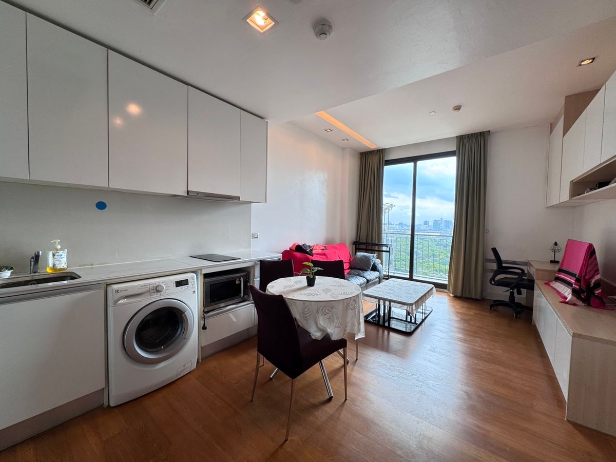 For RentCondoLadprao, Central Ladprao : Equinox Condo, near Central Ladprao and bts Mo Chid, 2 bedrooms, clear view available for rent.