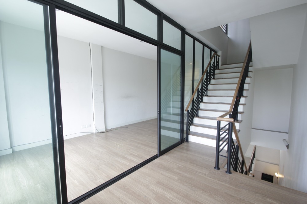 For SaleShop HousePinklao, Charansanitwong : Townhome for sale, Charan 13 office, Bang Waek 69, Workplace SC Asset, near Bang Wa BTS, 4 floors, convenient parking, 8.5 million.