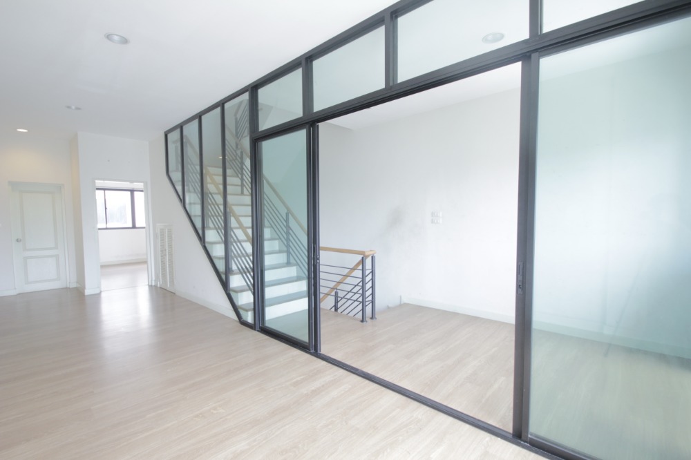 For SaleShop HousePinklao, Charansanitwong : Townhome for sale, Charan 13 office, Bang Waek 69, Workplace SC Asset, near Bang Wa BTS, 4 floors, convenient parking, 8.5 million.