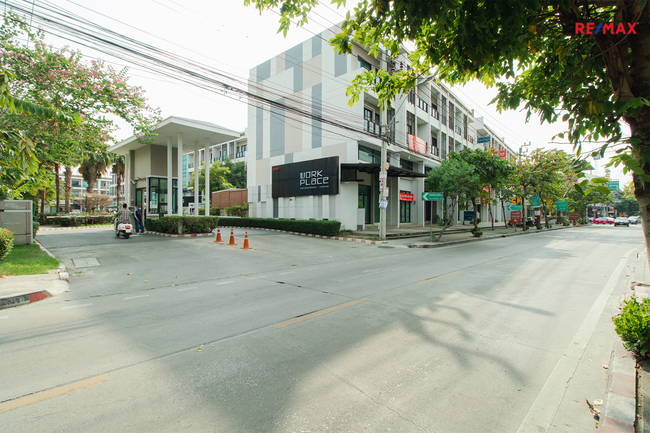 For SaleShop HousePinklao, Charansanitwong : Townhome for sale, Charan 13 office, Bang Waek 69, Workplace SC Asset, near Bang Wa BTS, 4 floors, convenient parking, 8.5 million.