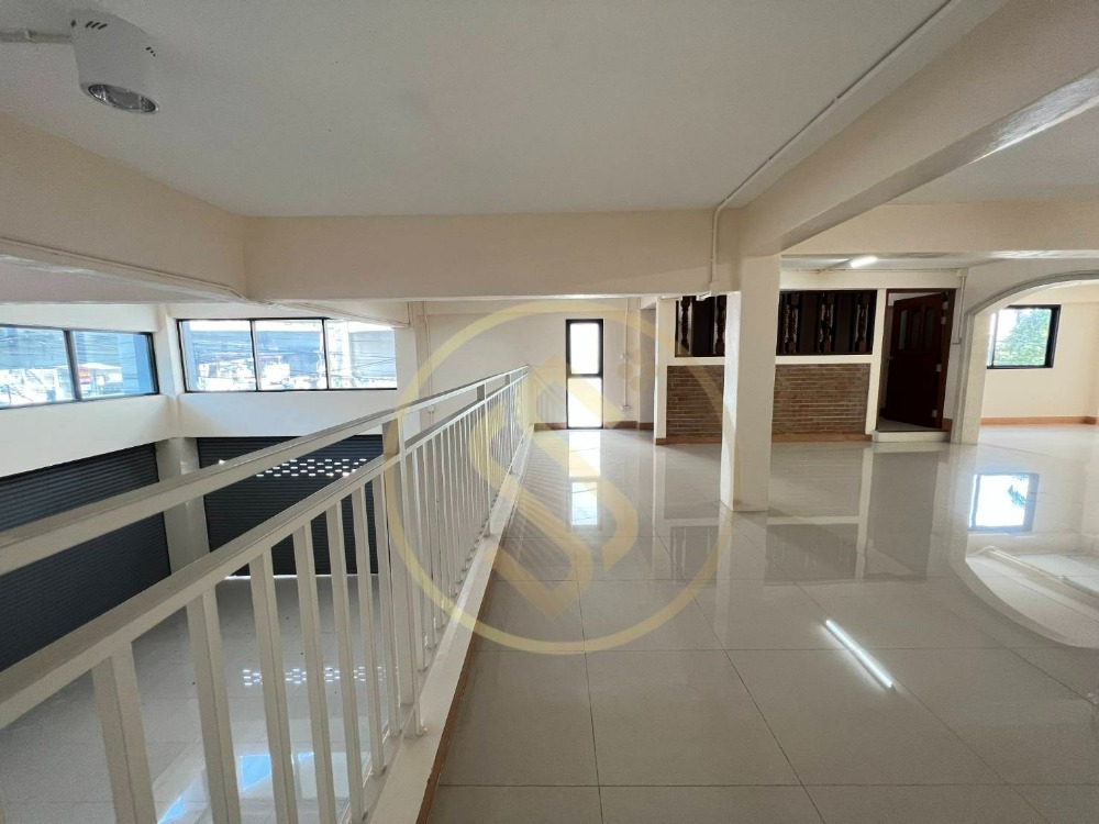 ให้เช่าอาคารพาณิชย์แจ้งวัฒนะ เมืองทอง : ให้เช่าด่วน! โฮมออฟฟิศ 4ชั้น ครึ่ง ทำเลประชาชื่น เเยกพงษ์เพชร ใกล้เดอะมอล์งามวงศ์วาน ใกล้มหาวิทยาลัยธุรกิจบัณฑิตย์ 600 ตารางเมตร