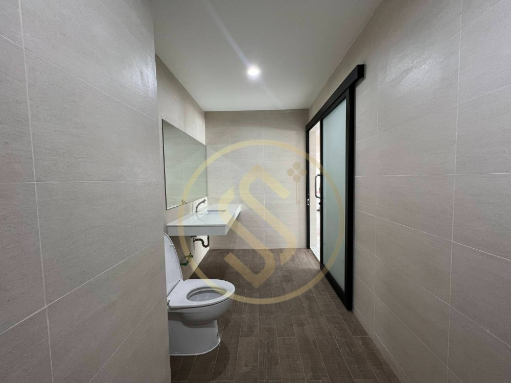 ให้เช่าอาคารพาณิชย์แจ้งวัฒนะ เมืองทอง : ให้เช่าด่วน! โฮมออฟฟิศ 4ชั้น ครึ่ง ทำเลประชาชื่น เเยกพงษ์เพชร ใกล้เดอะมอล์งามวงศ์วาน ใกล้มหาวิทยาลัยธุรกิจบัณฑิตย์ 600 ตารางเมตร