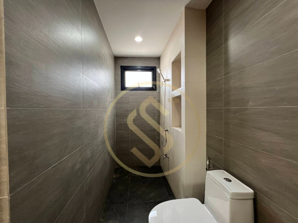 ให้เช่าอาคารพาณิชย์แจ้งวัฒนะ เมืองทอง : ให้เช่าด่วน! โฮมออฟฟิศ 4ชั้น ครึ่ง ทำเลประชาชื่น เเยกพงษ์เพชร ใกล้เดอะมอล์งามวงศ์วาน ใกล้มหาวิทยาลัยธุรกิจบัณฑิตย์ 600 ตารางเมตร