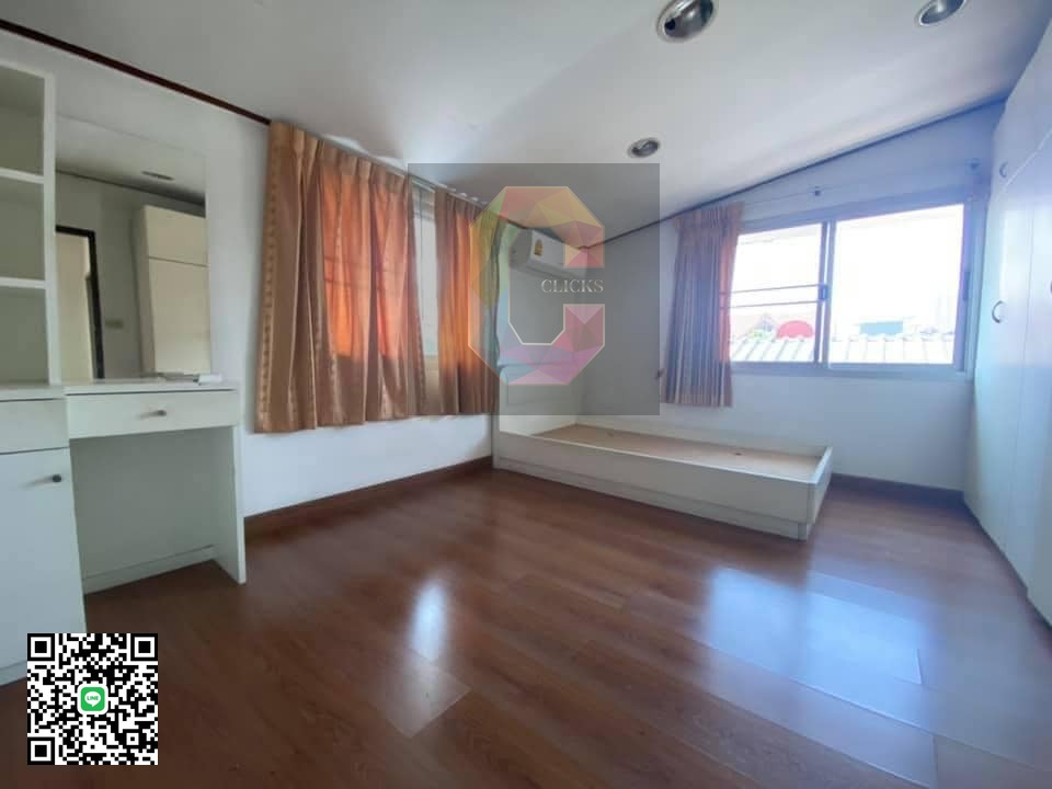 For SaleHouseBang Sue, Wong Sawang, Tao Pun : House for Sale-Rent with tenant Soi Tessaban Rangsan Nuea 14 intersection 3 (Soi Prawit and friend) near Prachachuen Bon Marche police station.