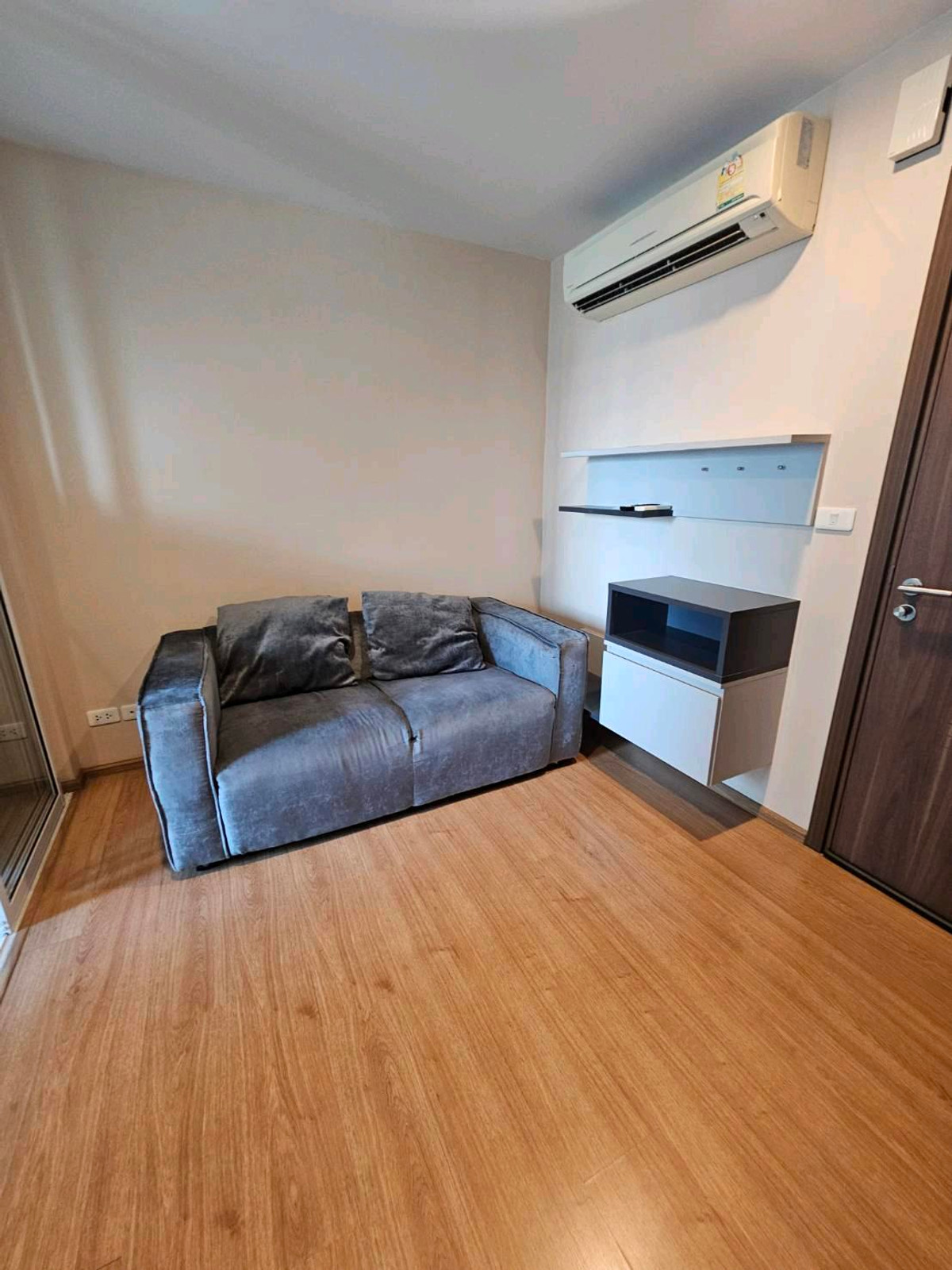 For RentCondoOnnut, Udomsuk : New room, never rented, beautiful view, rent 1 bedroom, 1 bathroom, The Base Sukhumvit 77