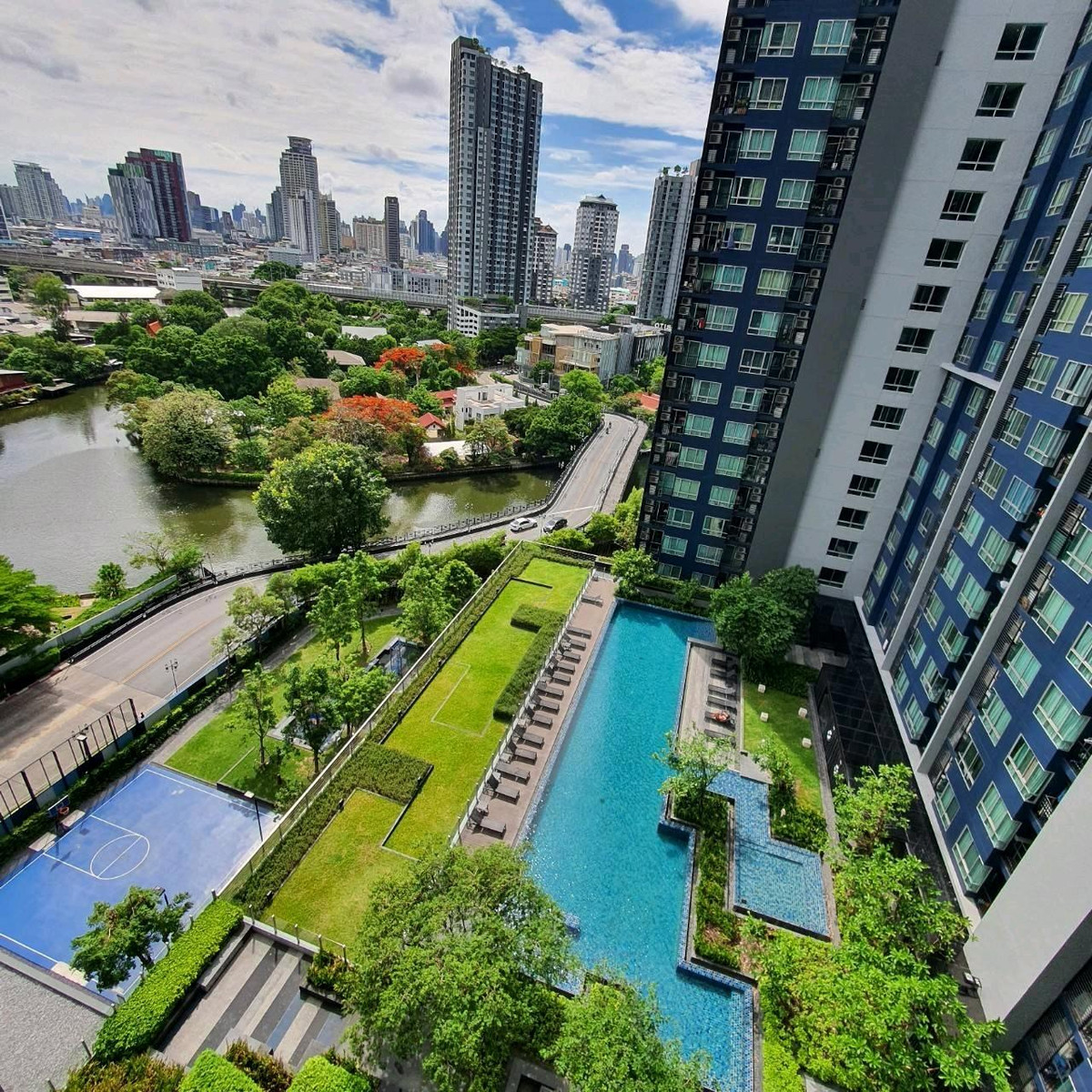 For RentCondoOnnut, Udomsuk : New room, never rented, beautiful view, rent 1 bedroom, 1 bathroom, The Base Sukhumvit 77