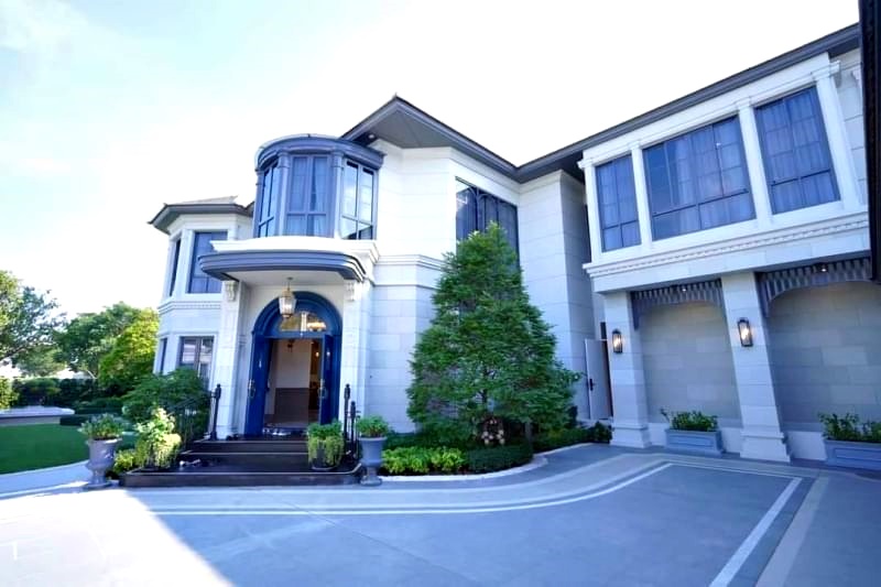 ขายบ้านพัฒนาการ ศรีนครินทร์ : BH78 ขาย บ้านเดี่ยว Luxury นาราสิริ กรุงเทพกรีฑา (Narasiri Krungthep Kreetha) #นาราสิริกรุงเทพกรีฑา #Luxuryนาราสิริ #กรุงเทพกรีฑา #Narasiri