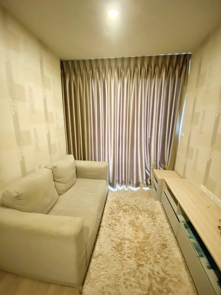 For SaleCondoBangna, Bearing, Lasalle : For sale Ideo O2 Ideo O2, resort style condo, large central area, near BTS Bangna 300 meters, Building A, 33rd floor, City View 1 Bed 32.77 sq m., 3.3 million baht* (sold with tenant)