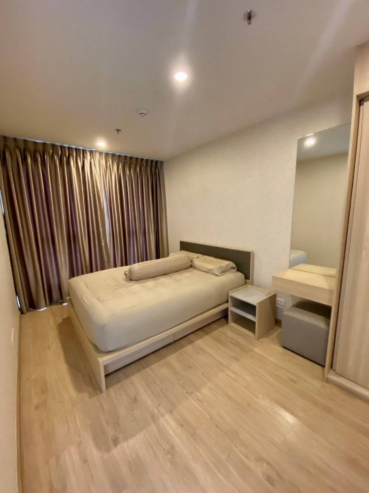 For SaleCondoBangna, Bearing, Lasalle : For sale Ideo O2 Ideo O2, resort style condo, large central area, near BTS Bangna 300 meters, Building A, 33rd floor, City View 1 Bed 32.77 sq m., 3.3 million baht* (sold with tenant)