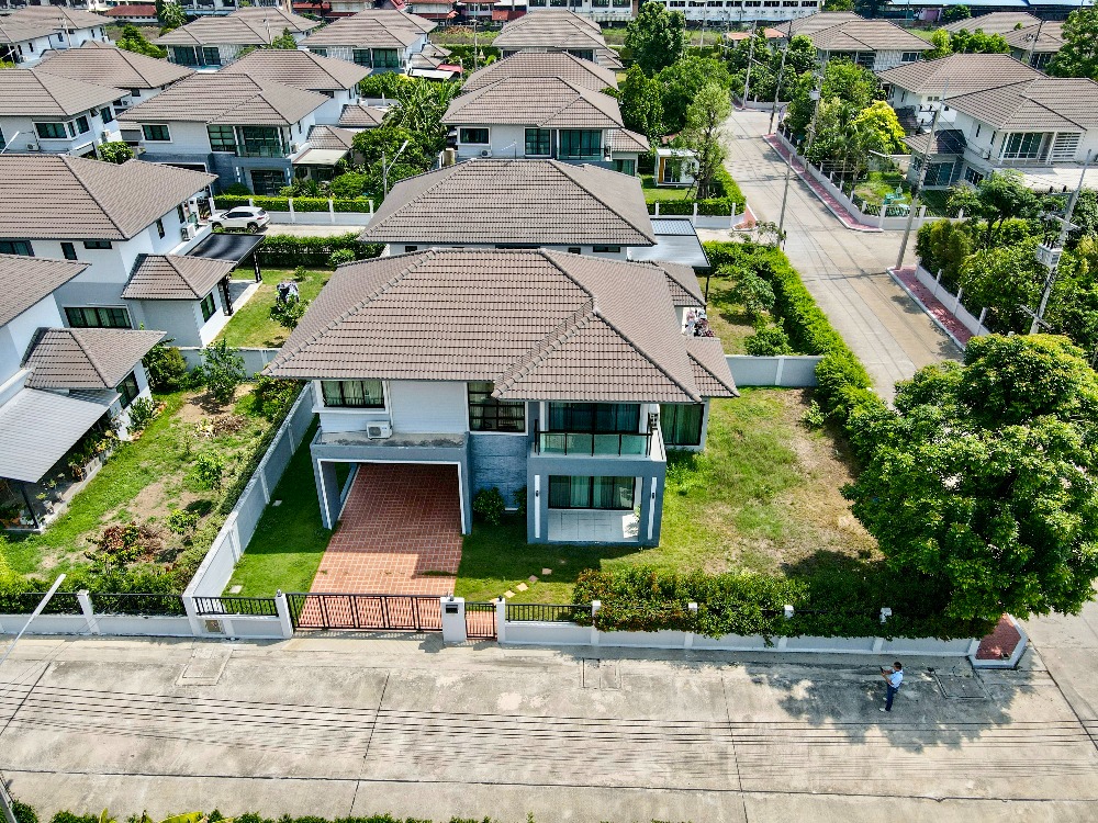 For SaleHousePathum Thani,Rangsit, Thammasat : House for sale, 88/10, well decorated, ready to move in, Baan Bunyakorn Lake Park, Rangsit, Klong 6.