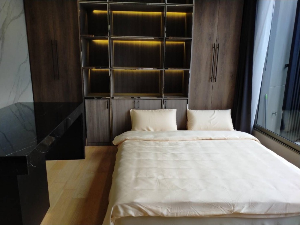 For RentHousePattanakan, Srinakarin : Luxury house for rent