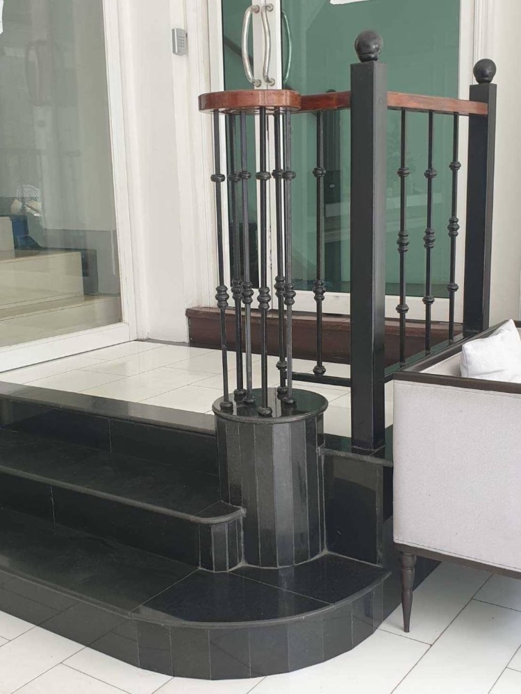 ให้เช่ากิจการโรงแรม & กิจการอพาร์ตเมนต์รัชดา ห้วยขวาง : Hotel for rent Rama 9 酒店出租