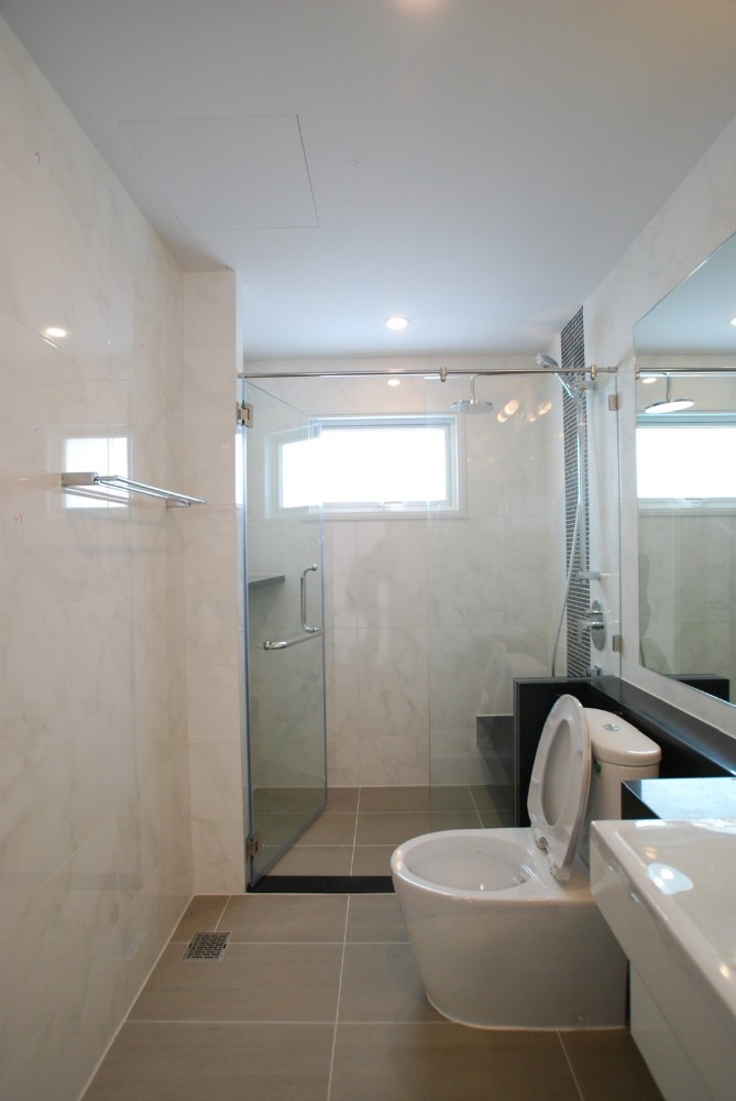 For RentCondoRama3 (Riverside),Satupadit : Condo for Sale /Rent 2 Bed River and City View  at Supalai Riva Grande Rama3