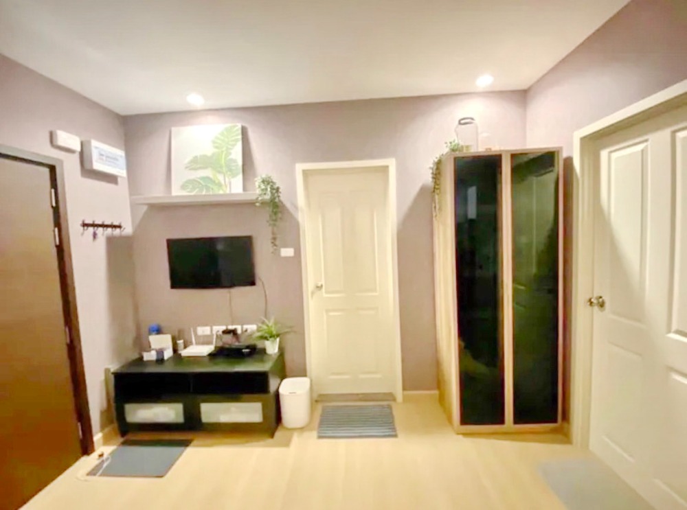 For SaleCondoRama9, Petchburi, RCA : 4553😍 For SELL 1 bedroom for sale🚄near MRT Rama 9🏢Supalai Veranda Rama 9 Supalai Veranda Rama 9🔔Area: 38.00 sq m.💲For sale: 3,790,000฿📞O99-5919653,065-9423251 ✅LineID:@sureresidence