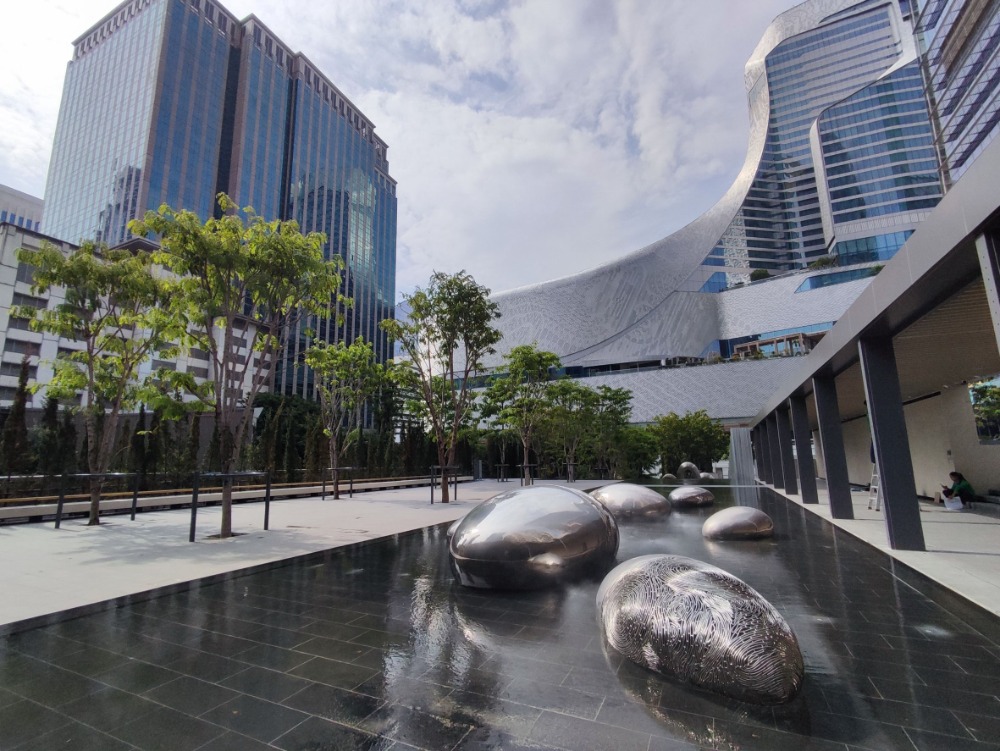 For RentOfficeWitthayu, Chidlom, Langsuan, Ploenchit : For Rent Serviced Office OCC - One City Centre Bangkok Office Building Fully-Furnished Serviced Office 4 Workstations Rental Price 40,590 THB/month closed to BTS Phloen Chit, Chit Lom, Chidlom, Pathumwan, Ploenchit