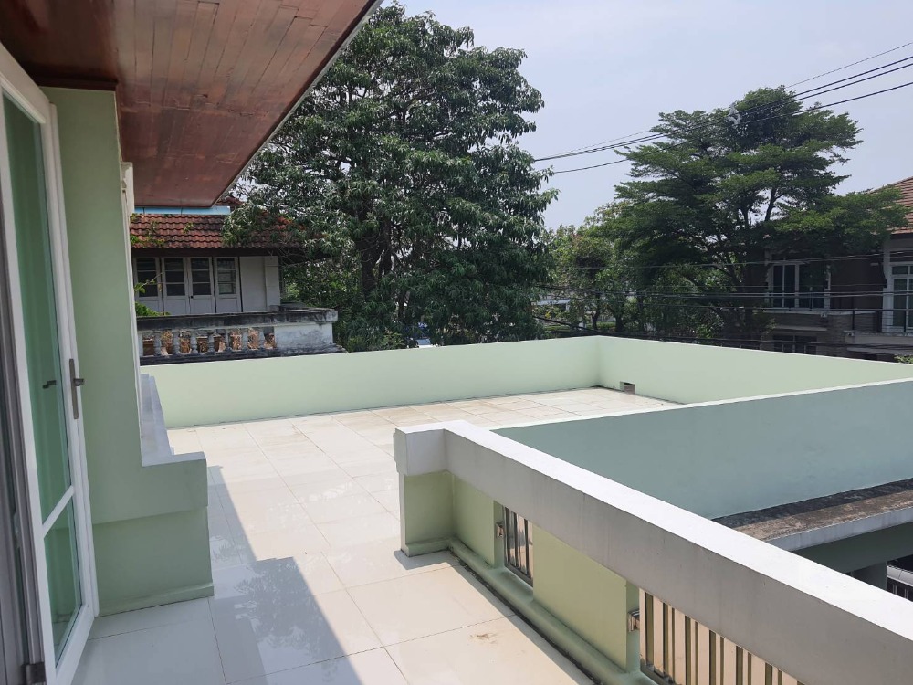 For SaleHouseBang kae, Phetkasem : Sell ​​The Royal Green Park (Kanchanaphisek-Petchkasem) project on Kanchanaphisek road. Convenience with the transportation of the future