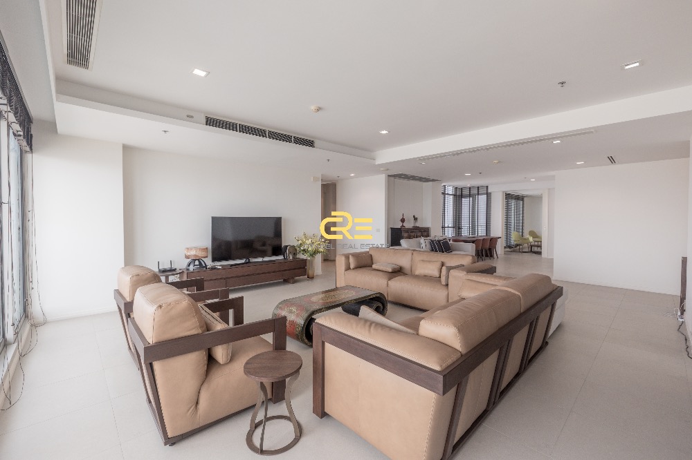 ขายคอนโดวงเวียนใหญ่ เจริญนคร : The River by Raimon Land! HOT SALE! Spacious, High Floor 3 Beds Condo! 