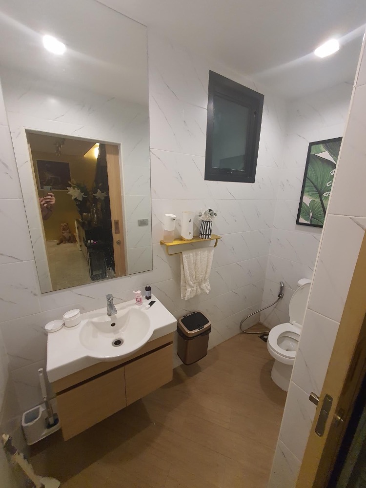 ขายทาวน์โฮมโชคชัย4 ลาดพร้าว71 : ขาย–ให้เช่า โฮมออฟฟิศหรู Glam by AssetWise ลาดพร้าว–โชคชัย 4 Double Volume 5.2 ม. ใกล้ Central EastVille