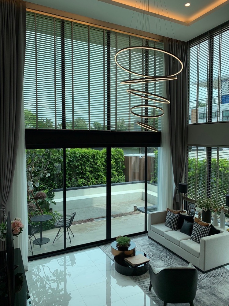 For SaleChokchai 4, Ladprao 71, Ladprao 48, : For sale Townhome ladprao 71 near BTS Chokchai 4 and Central East Ville.