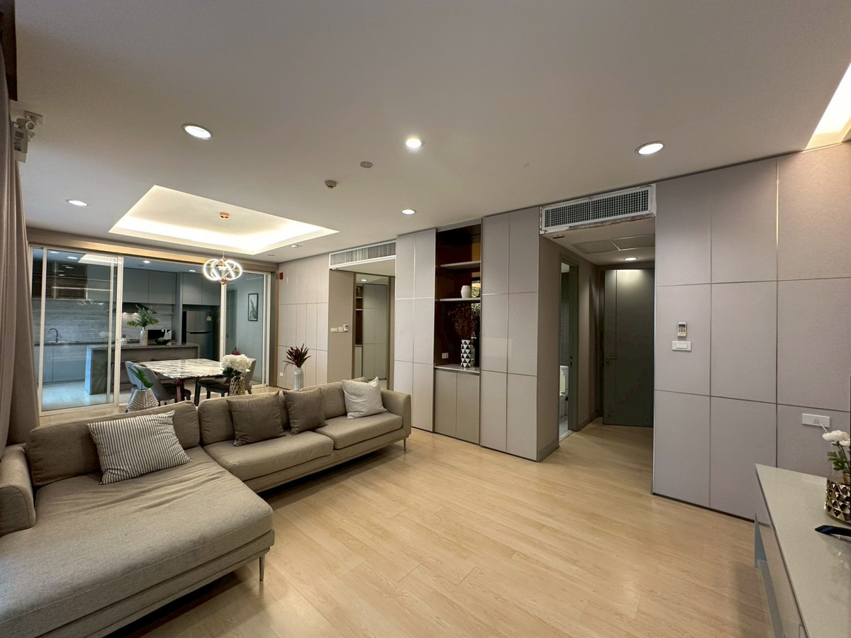 ให้เช่าคอนโดสยาม จุฬา สามย่าน : ให้เช่าคอนโดบนถนนวิทยุ   ,3 ห้องนอน เฟอร์นิเจอร์ครบ พร้อมสิ่งอำนวยความสะดวก ใกล้ BTS เพลินจิต