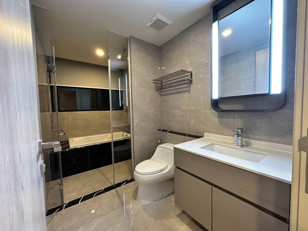 ให้เช่าคอนโดพระราม 9 เพชรบุรีตัดใหม่ RCA : Condo 195 for rent