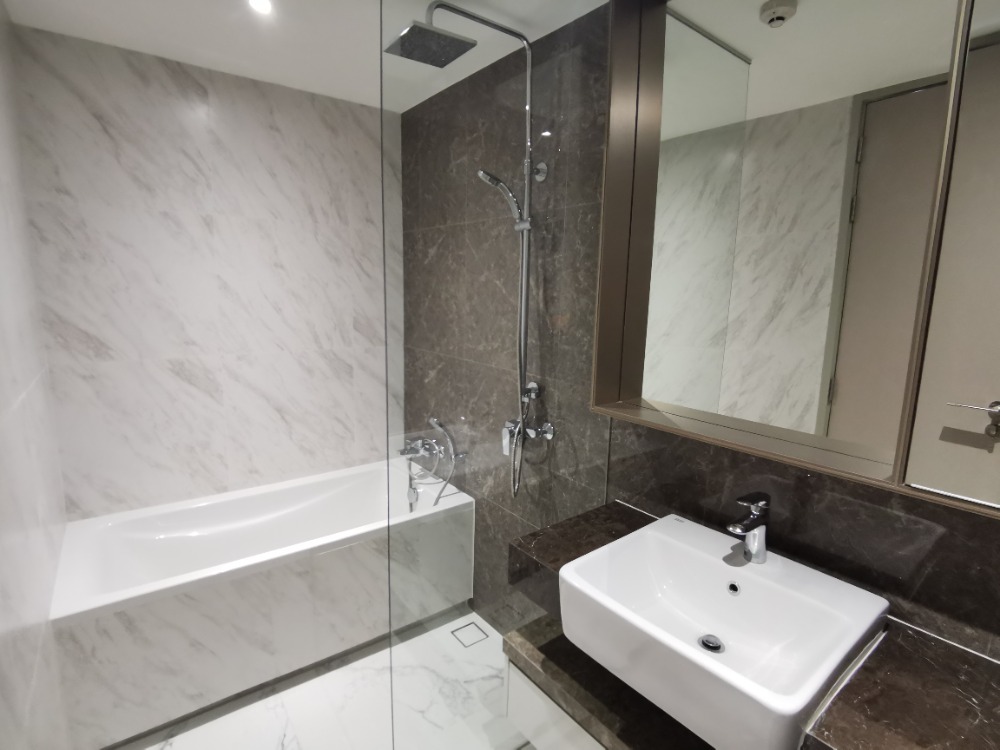 ให้เช่าคอนโดสุขุมวิท อโศก ทองหล่อ : 🔥ให้เช่าด่วน🔥ฟินน์ อโศก โลเคชั่นดี ห้องสวย พร้อมอยู่ เฟอร์ครบ ใกล้ BTS นานา MRT สุขุมวิท