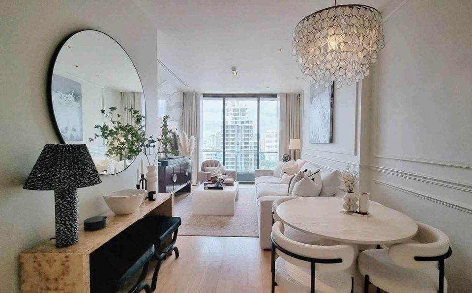 For RentCondoSukhumvit, Asoke, Thonglor : Condo Beatniq Sukhumvit 32 for rent, very beautiful room, well decorated, very nice. Beautiful view, spacious room, comfortable living, if anyone is interested, please contact me.