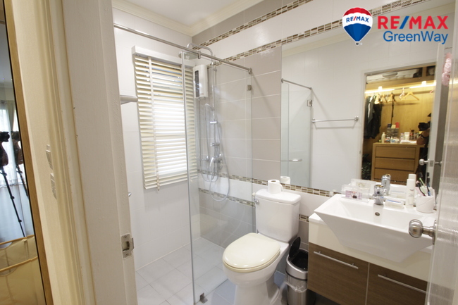 For SaleHouseRama5, Ratchapruek, Bangkruai : Single house, Life Bangkok Boulevard, Ratchaphruek, Rattanathibet, ready to move in house, SC Asset, 58.1 sq m, decorated with furniture, back side, 7.99 million.