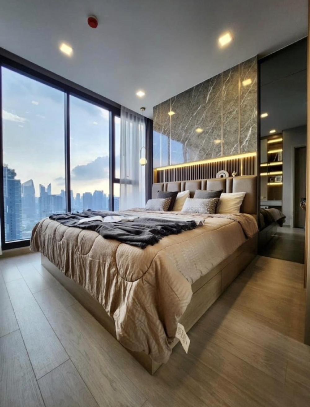ให้เช่าคอนโดพระราม 9 เพชรบุรีตัดใหม่ RCA : Rental / Selling : One9Five Asoke - Rama9 , 2 Bed 2 Bath , 58 Sq.m , 28th Floor , Buidling A