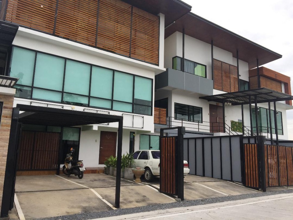 ให้เช่าโฮมออฟฟิศนนทบุรี บางใหญ่ บางบัวทอง : โฮมออฟฟิศ บ้าน ให้เช่า ถ.บ้านกล้วย-ไทรน้อย อ.บางบัวทอง นนทบุรี  ใกล้ เซ็นทรัล เวสต์เกต และรถไฟฟ้าสายสีม่วง