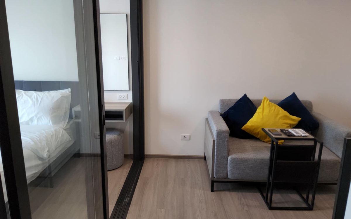 For RentCondoRama9, Petchburi, RCA : THE BASE Phetchaburi Thonglor Condo 🌻for Rent near MRT Phetchaburi BTS Phompong, Airport Link Makkasan