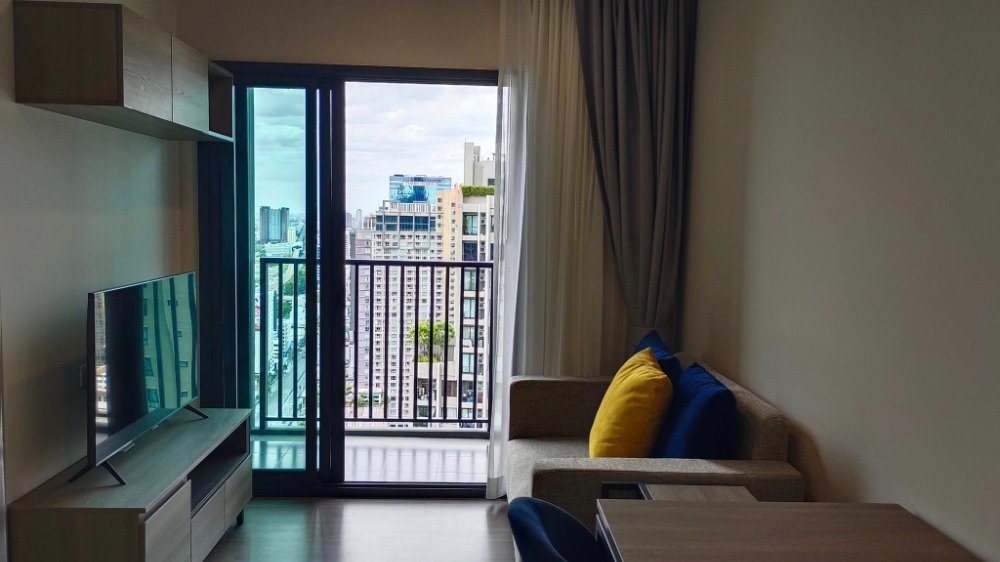 For RentCondoRama9, Petchburi, RCA : THE BASE Phetchaburi-Thonglor condo for rent (MRT Phetchaburi , BTS Phompong, AirportLinkMakkasan )