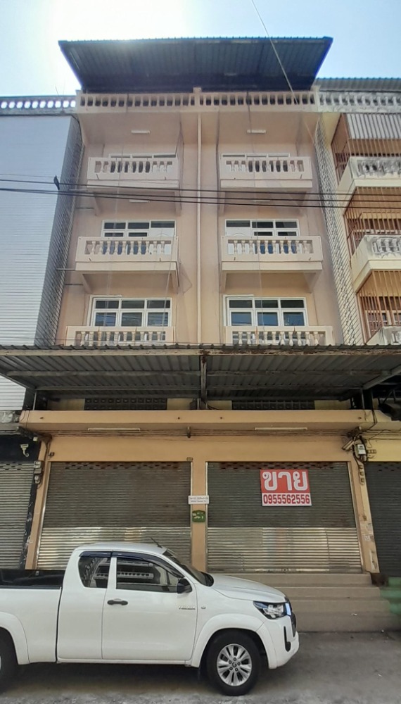 ขายอาคารพาณิชย์ปิ่นเกล้า จรัญสนิทวงศ์ : ขายอาคาร 4 ชั้น #บรมราชชนนี119 เนื้อที่ 42 ตรว #ตกแต่งอย่างดี #Office ราคา 8.50 ลบ.#พร้อมเข้าอยู่ #Waehouse
