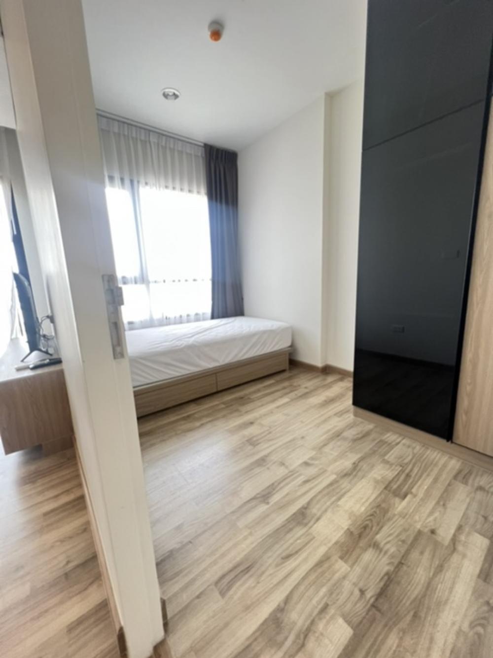 ให้เช่าคอนโดบางนา แบริ่ง ลาซาล : ⭕️🏢FOR RENT >> Condo  Niche Mono Sukumvit Bearing นิชโมโนสุขุมวิทแบริ่ง .#นิชโมโนสุขุมวิทแบริ่ง#nichemonosukhumvitbearing #btsbearing #นิชโมโนแบริ่ง.🔷 RENT 20,000 Baht/Month .🔷 2 Bedroom 1 bathroom .🔷 Area 52 Sq.m  with  19th Floor ,    .🔷 Fully fur