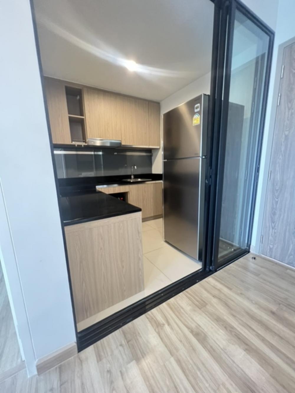 ให้เช่าคอนโดบางนา แบริ่ง ลาซาล : ⭕️🏢FOR RENT >> Condo  Niche Mono Sukumvit Bearing นิชโมโนสุขุมวิทแบริ่ง .#นิชโมโนสุขุมวิทแบริ่ง#nichemonosukhumvitbearing #btsbearing #นิชโมโนแบริ่ง.🔷 RENT 20,000 Baht/Month .🔷 2 Bedroom 1 bathroom .🔷 Area 52 Sq.m  with  19th Floor ,    .🔷 Fully fur