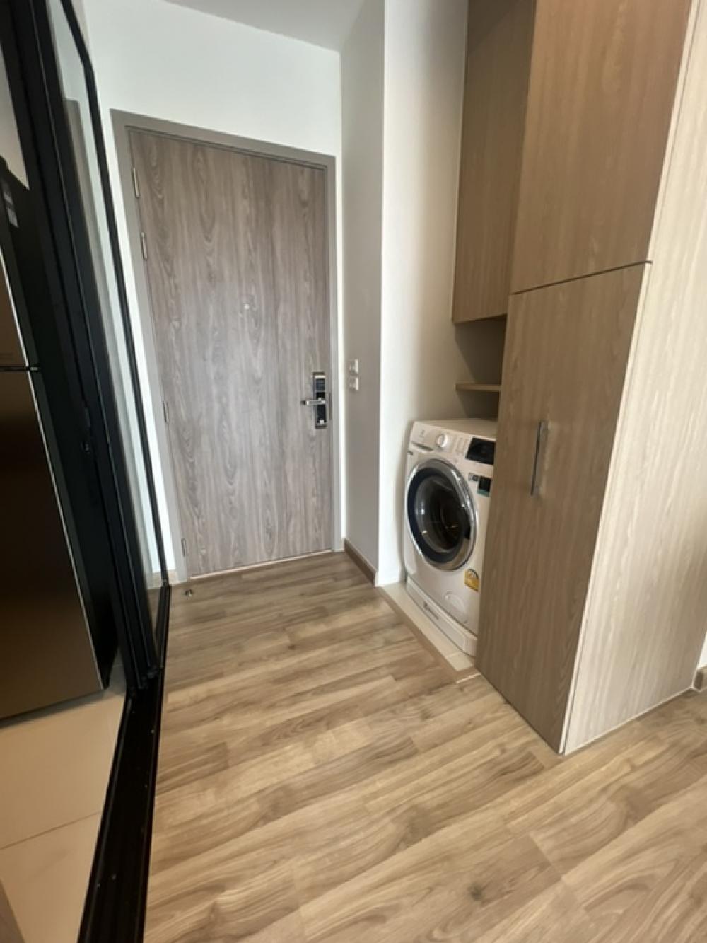 ให้เช่าคอนโดบางนา แบริ่ง ลาซาล : ⭕️🏢FOR RENT >> Condo  Niche Mono Sukumvit Bearing นิชโมโนสุขุมวิทแบริ่ง .#นิชโมโนสุขุมวิทแบริ่ง#nichemonosukhumvitbearing #btsbearing #นิชโมโนแบริ่ง.🔷 RENT 20,000 Baht/Month .🔷 2 Bedroom 1 bathroom .🔷 Area 52 Sq.m  with  19th Floor ,    .🔷 Fully fur