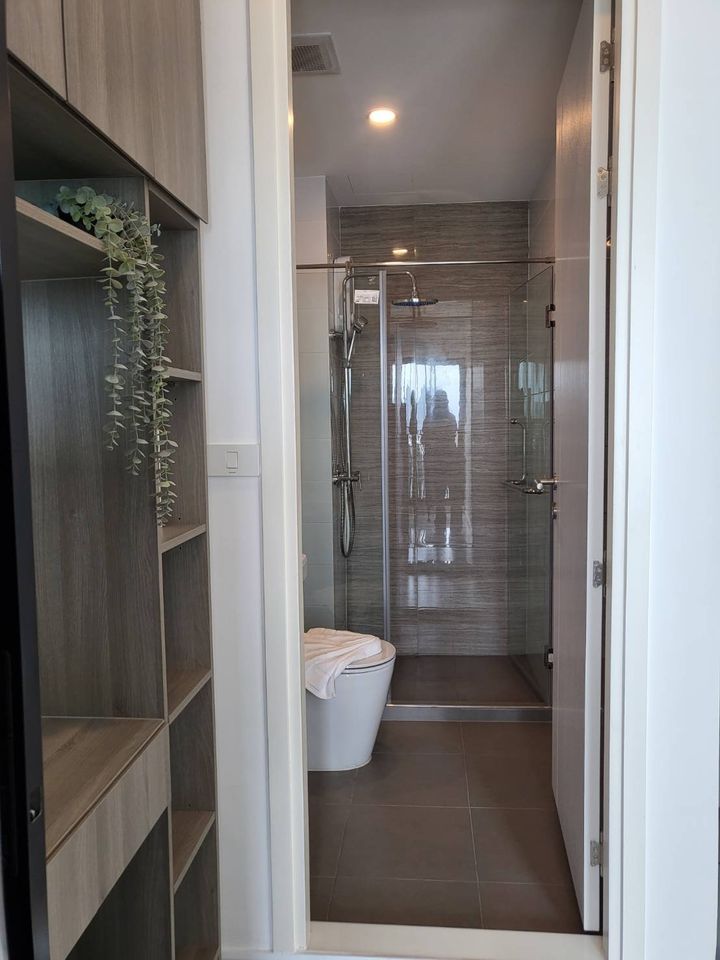For RentCondoSamut Prakan,Samrong : Rds-0987 Condo for rent: Knightsbridge Sukhumvit - Thepharak, make an appointment to see the room 👉line: @propertyfinder