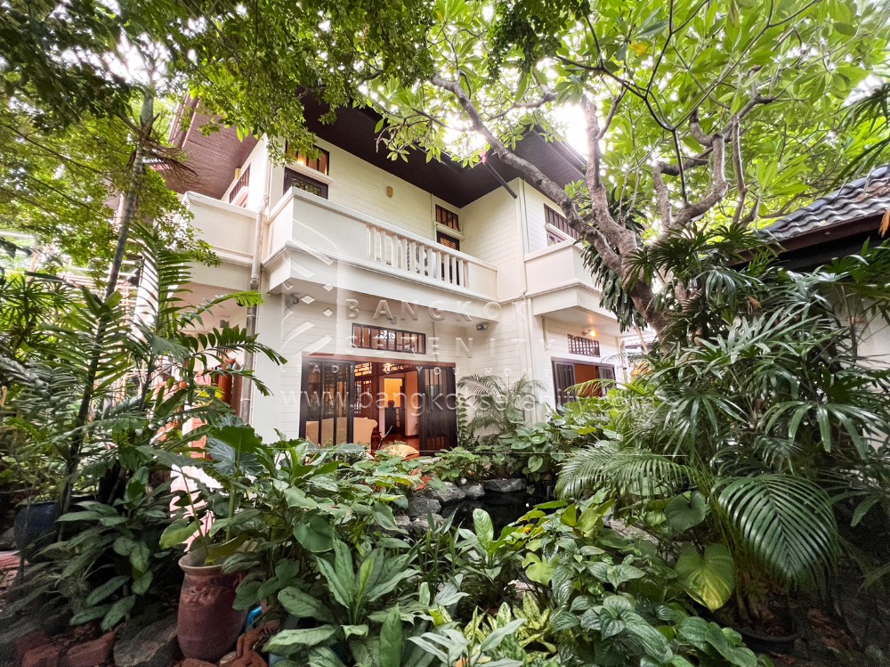 ให้เช่าบ้านสุขุมวิท อโศก ทองหล่อ : Tropical house for rent in Sukhumvit Onnut