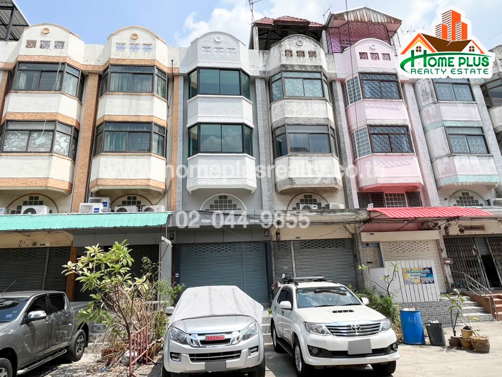 For SaleShop HouseLadkrabang, Suwannaphum Airport : Commercial building, 3 and a half floors, Rungkit Villa Village 7 Soi Romklao 42 (near Suvarnabhumi Airport)
