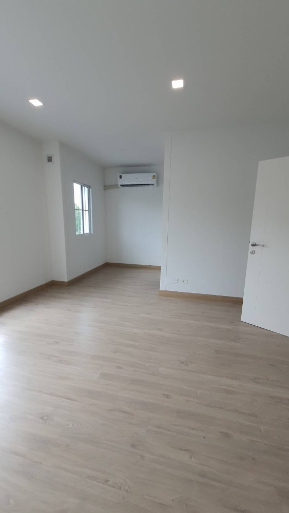 For SaleTownhomeBang kae, Phetkasem : S2597 Selling at a loss, corner townhouse, The Connect Phetkasem 69, large area, reasonable price