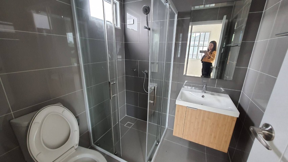 For SaleTownhomeBang kae, Phetkasem : S2597 Selling at a loss, corner townhouse, The Connect Phetkasem 69, large area, reasonable price