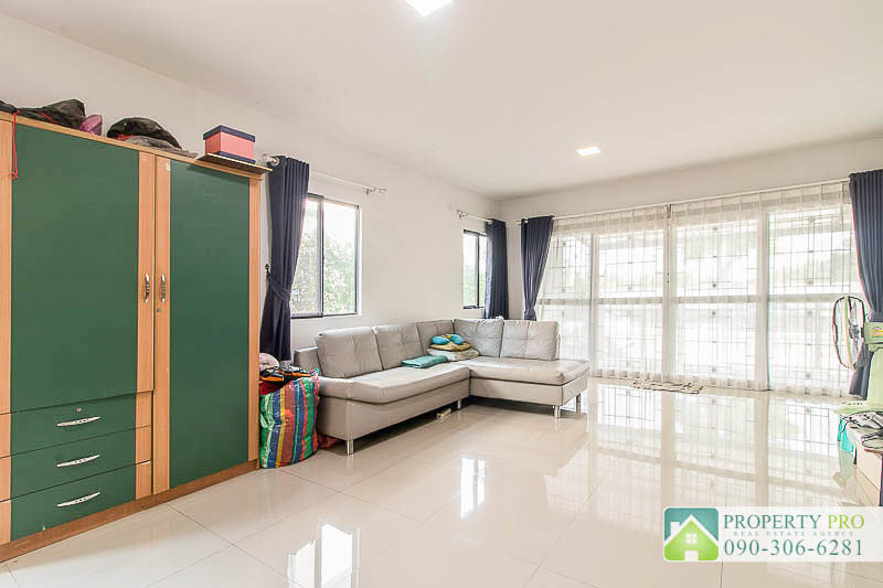 ขายบ้านลาดกระบัง สุวรรณภูมิ : ขาย บ้าน พฤกษาวิลล์ 92 อ่อนนุช สุวรรณภูมิ บ้านแฝด 2 ชั้น แบบ 3 ห้องนอน 38 ตรว 136 ตรม ทิศใต้ ใกล้ ศรีนครินทร์ ประเวศ ลาดกระบัง พัฒนาการ เฉลิมพระเกียรติ ร.9 กาญจนาภิเษก มอเตอร์เวย์ บูรพาวิถี : MJ23S-045