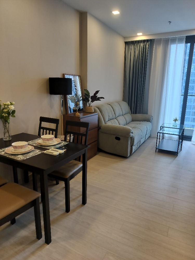 ให้เช่าคอนโดพระราม 9 เพชรบุรีตัดใหม่ RCA : One9five asoke-rama9