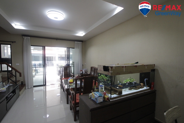 For SaleTownhomeBang kae, Phetkasem : Townhouse, Petchkasem 68, near The Mall Bang Khae, Di Idol 2, decorated with cheap air conditioners 3.85 million