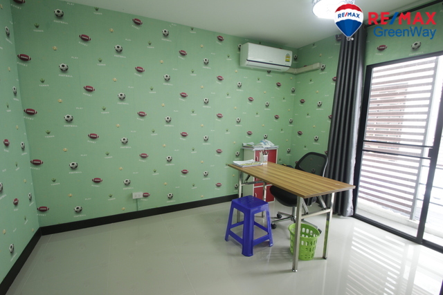 For SaleTownhomeBang kae, Phetkasem : Townhouse, Petchkasem 68, near The Mall Bang Khae, Di Idol 2, decorated with cheap air conditioners 3.85 million