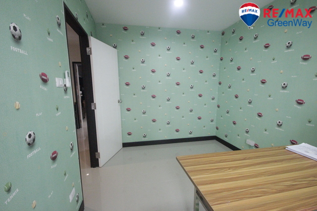 For SaleTownhomeBang kae, Phetkasem : Townhouse, Petchkasem 68, near The Mall Bang Khae, Di Idol 2, decorated with cheap air conditioners 3.85 million