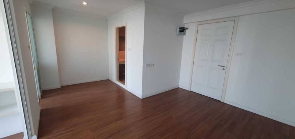 ขายคอนโดปิ่นเกล้า จรัญสนิทวงศ์ : 🔥ห้องใหม่🔥ขาย ลุมพินี สวีท ปิ่นเกล้า🔥